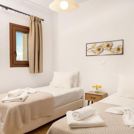 Elizabeth Stone House Apartment Nea Roda Exterior photo